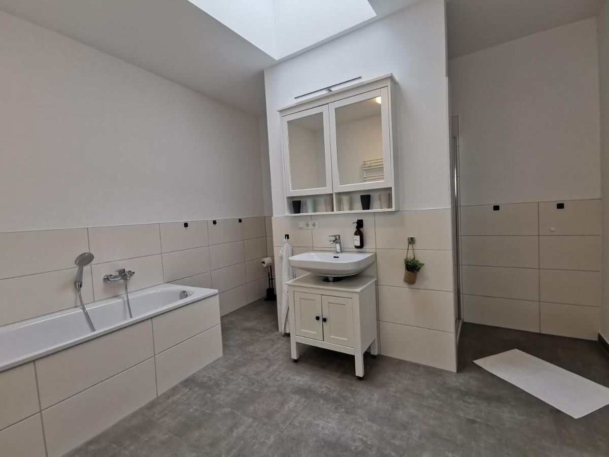 Bohnapartments - Town House Am Stadtpark - Gratis Parkplatz - Wlan 埃尔福特 外观 照片